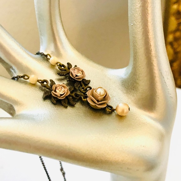 Vintage Designer Negrin Rose Necklace - Picture 7 of 11